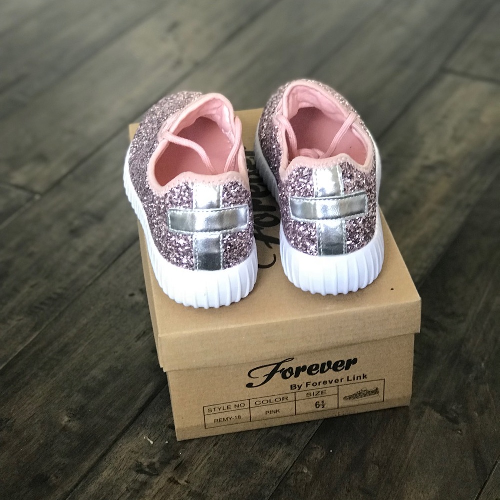 Pink glitter sneakers - Picture 4 of 5